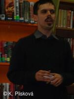 Obecní knihovna v Petřvaldě - knihovna, kde jste doma!