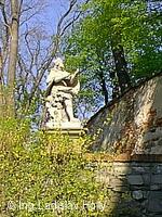 Tovačov, Zámek - zámecký park - socha sv. Václava